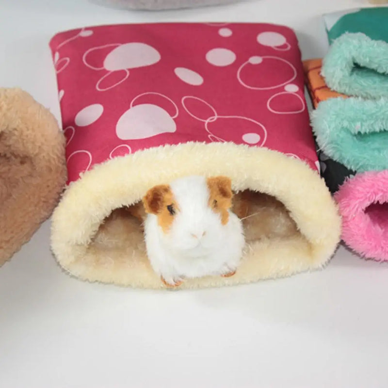 New Pet Guinea Pig Sack Hamster Nest Waterproof Windproof Small Pet Hedgehog Squirrel Hamster Bed Guinea Pig Sleeping Bag Warm